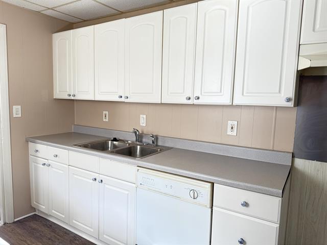Builiding view four for 21345 Inkster, Farmington, MI. 48336