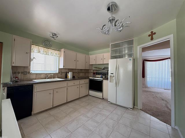 Builiding view four for 31515 Newport, Warren, MI. 48088