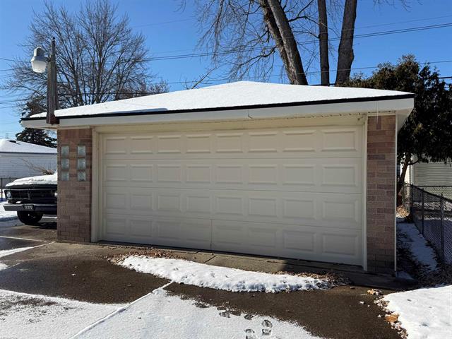 Builiding view two for 31515 Newport, Warren, MI. 48088