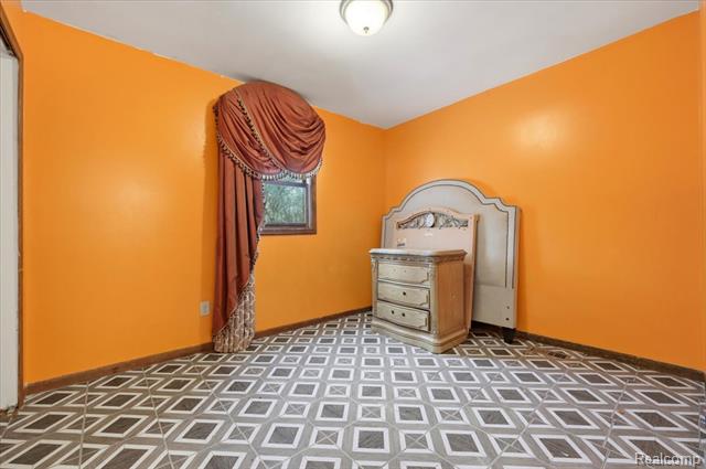 Builiding view twenty four for 21428 Lundy, Farmington, MI. 48336