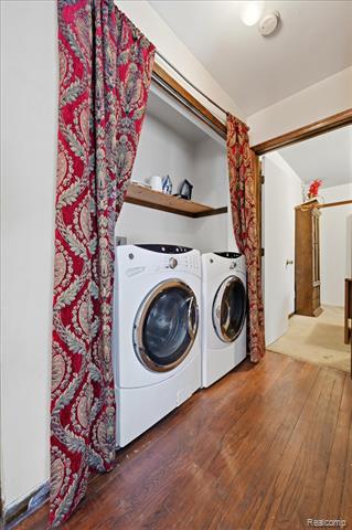 Builiding view twenty seven for 21428 Lundy, Farmington, MI. 48336