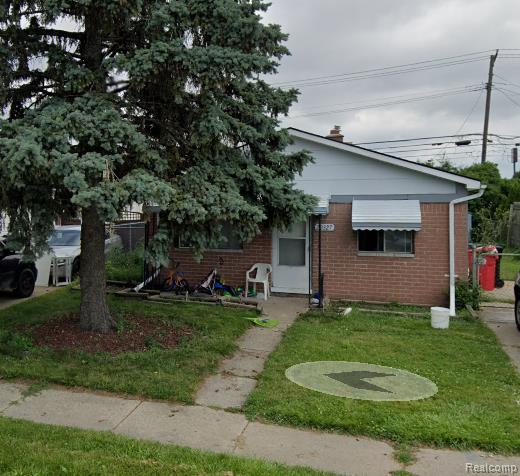 front view for 20317 Ellis, Roseville, Mi. 48066