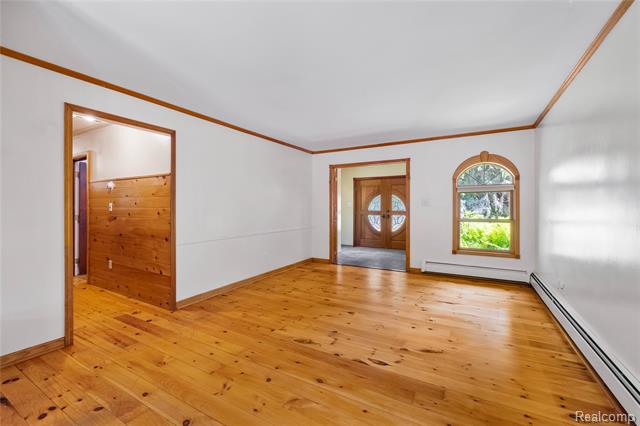 Builiding view eight for 21417 Parker, Farmington, MI. 48336