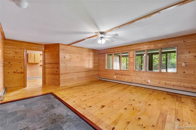 Builiding view twenty for 21417 Parker, Farmington, MI. 48336