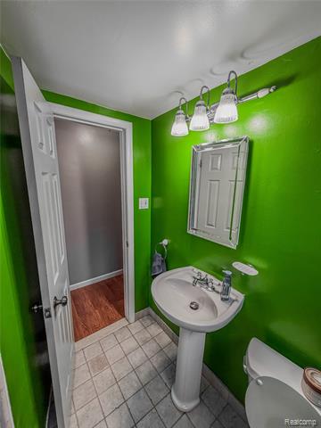 Builiding view ten for 17858 Summer So, Fraser, MI. 48026