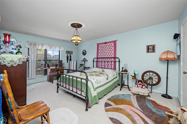 Builiding view fourteen for 31605 Juniper, Warren, MI. 48093