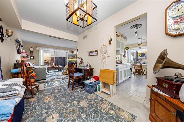 Builiding view twelve for 31605 Juniper, Warren, MI. 48093