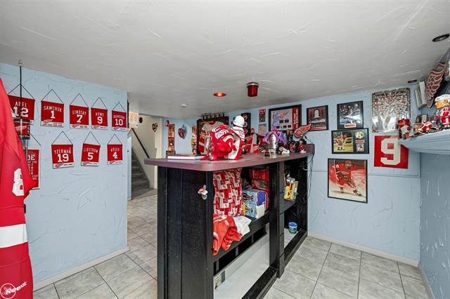 Builiding view twenty for 31605 Juniper, Warren, MI. 48093