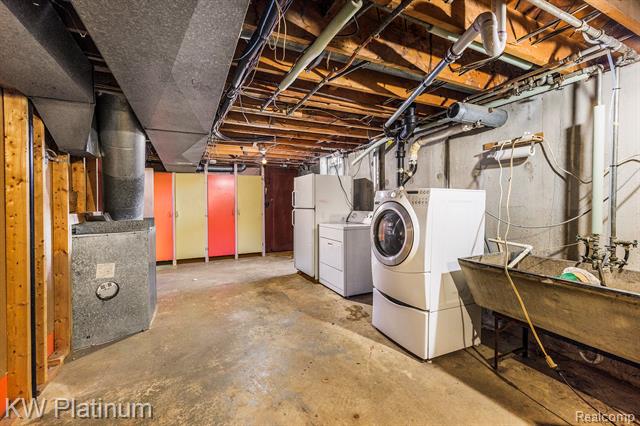 Builiding view seventeen for 21719 , Saint Clair Shores, MI. 48082