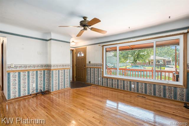 Builiding view three for 21719 , Saint Clair Shores, MI. 48082