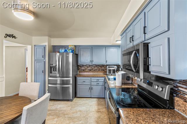 Builiding view seven for 22018 Timberidge, Saint Clair Shores, MI. 48082