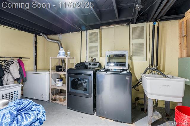 Builiding view twenty two for 22018 Timberidge, Saint Clair Shores, MI. 48082