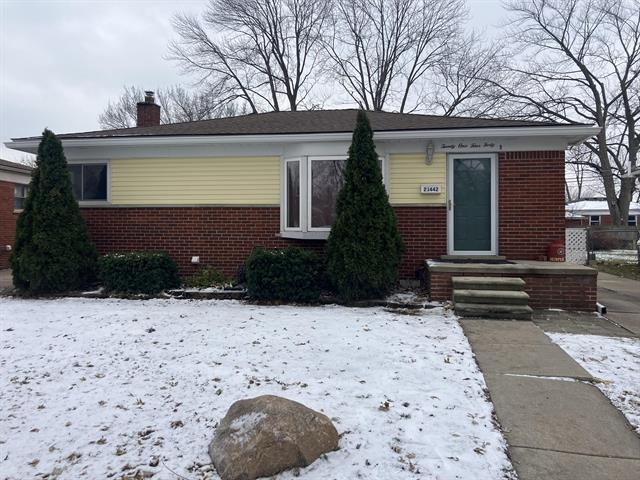 front view for 21442 Parkway, Saint Clair Shores, Mi. 48082