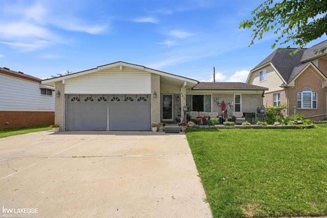 front view for 3824 Dawson, Warren, Mi. 48092