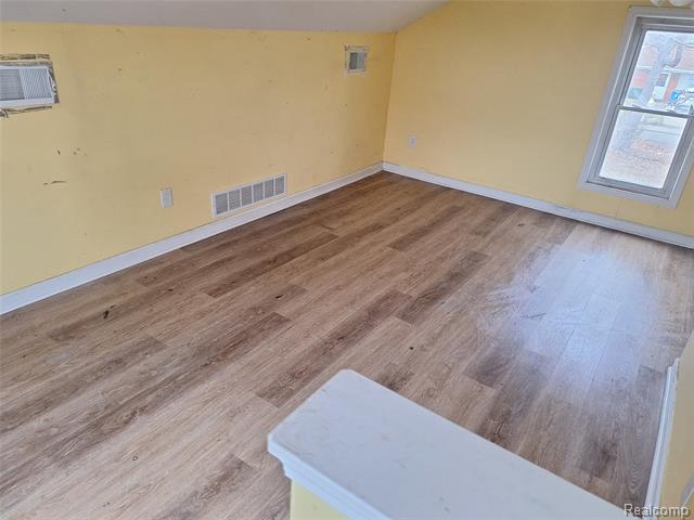 Builiding view twelve for 31700 Linden, Fraser, MI. 48026