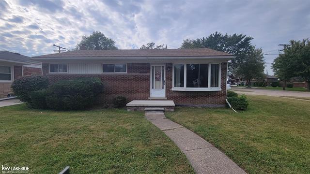 Builiding view one for 32819 Jefferson, Saint Clair Shores, MI. 48082