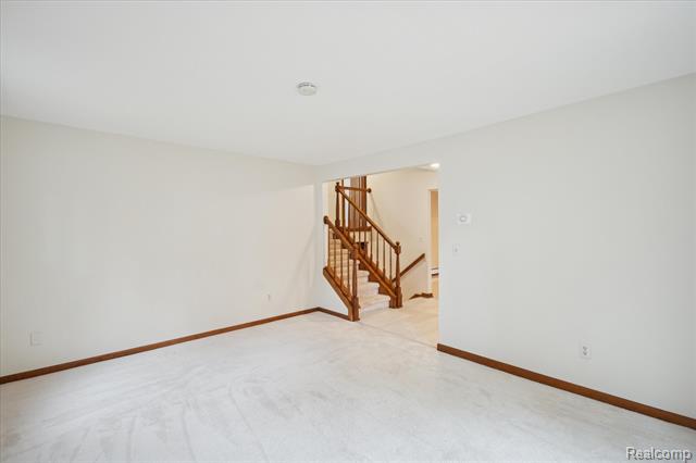 Builiding view six for 21473 Lundy, Farmington, MI. 48336