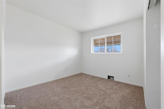 Builiding view nineteen for 14627 Masonic, Warren, MI. 48088