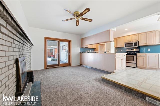 Builiding view thirteen for 14627 Masonic, Warren, MI. 48088