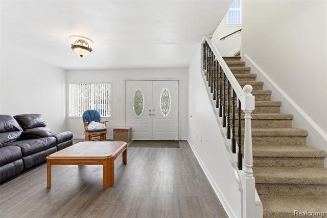 Builiding view four for 32477 Vincent, Warren, MI. 48092