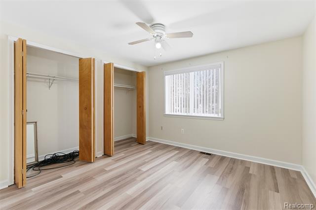 Builiding view twenty eight for 32477 Vincent, Warren, MI. 48092