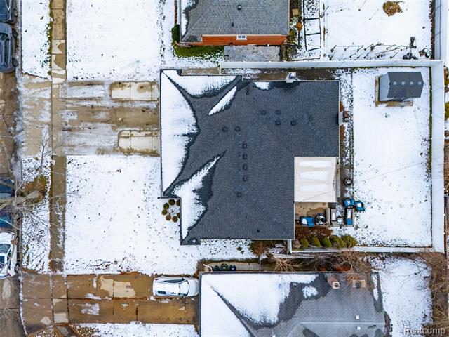 Builiding view forty three for 33367 Elgin, Sterling Heights, MI. 48310