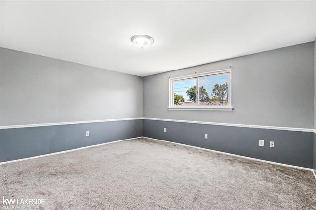Builiding view fifteen for 33128 Richard O, Sterling Heights, MI. 48310