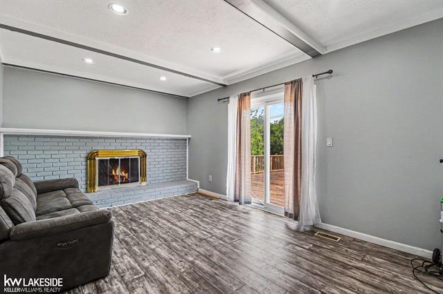 Builiding view five for 33128 Richard O, Sterling Heights, MI. 48310