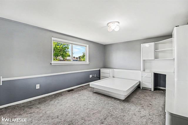 Builiding view thirteen for 33128 Richard O, Sterling Heights, MI. 48310