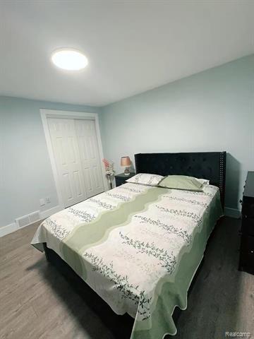 Builiding view eleven for 3528 Byrd, Sterling Heights, MI. 48310