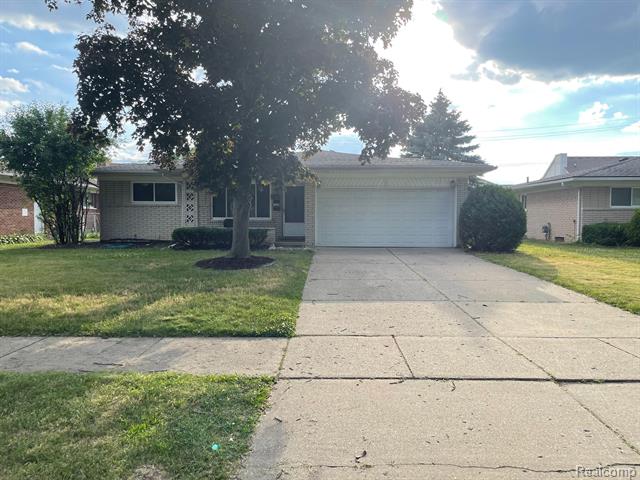 front view picture of 33139 Sherwood Fores, Sterling Heights, MI. 48310