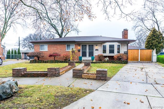 Builiding view one for 32501 Eiffel, Warren, MI. 48088