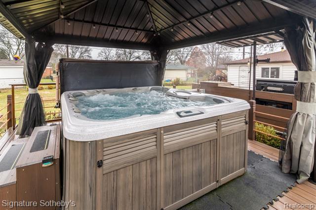 Builiding view thirty six for 32501 Eiffel, Warren, MI. 48088