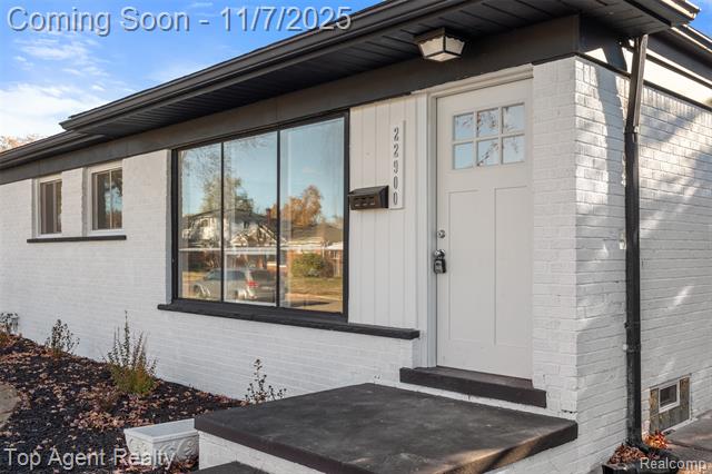 Builiding view four for 22900 Playview, Saint Clair Shores, MI. 48082