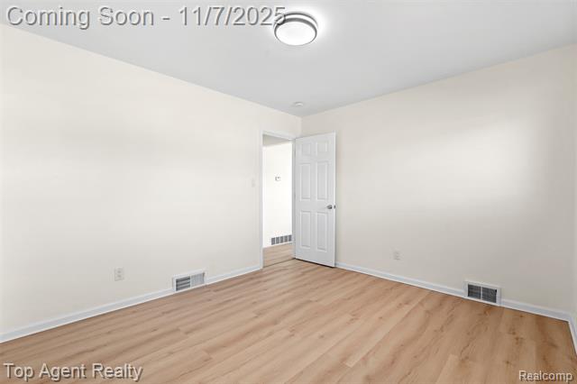 Builiding view nineteen for 22900 Playview, Saint Clair Shores, MI. 48082