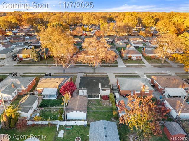 Builiding view thirty five for 22900 Playview, Saint Clair Shores, MI. 48082