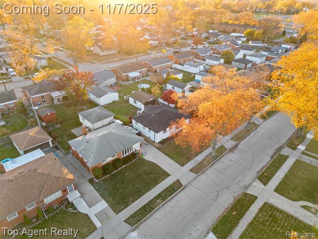 Builiding view thirty four for 22900 Playview, Saint Clair Shores, MI. 48082