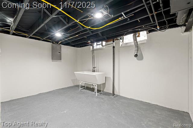 Builiding view twenty seven for 22900 Playview, Saint Clair Shores, MI. 48082