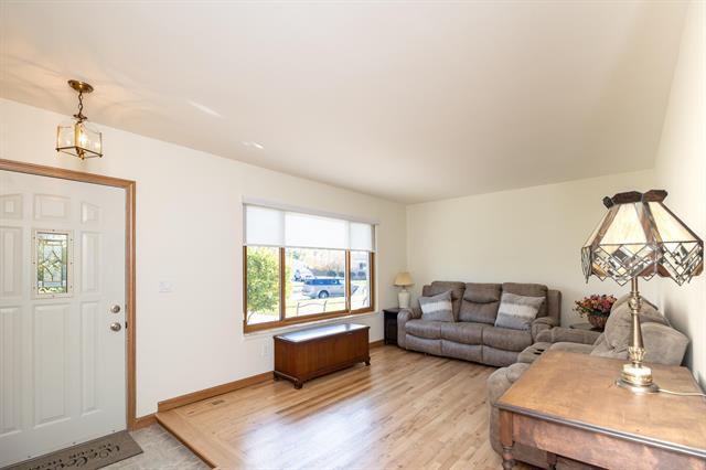 Builiding view five for 33230 Morrison, Sterling Heights, MI. 48312