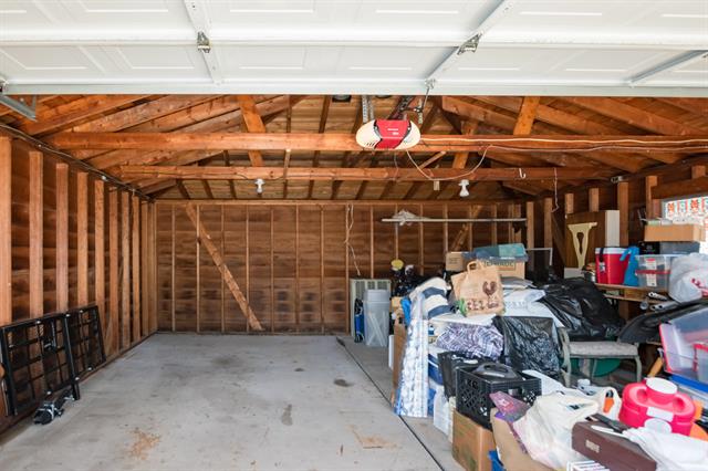 Builiding view forty eight for 33230 Morrison, Sterling Heights, MI. 48312