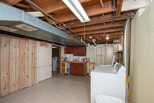 Builiding view forty three for 33230 Morrison, Sterling Heights, MI. 48312