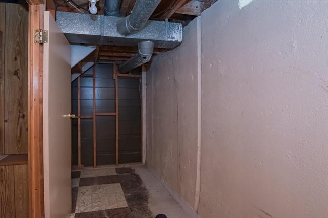 Builiding view forty for 33230 Morrison, Sterling Heights, MI. 48312