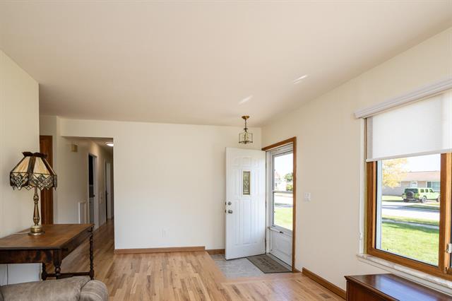 Builiding view seven for 33230 Morrison, Sterling Heights, MI. 48312