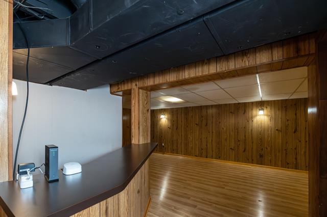 Builiding view thirty five for 33230 Morrison, Sterling Heights, MI. 48312