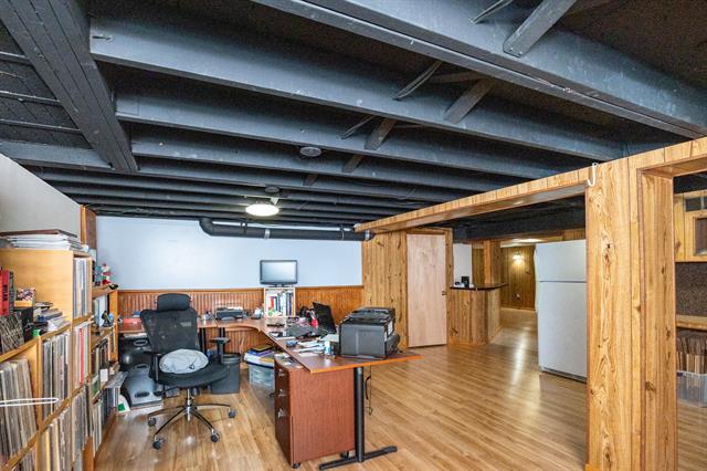 Builiding view thirty four for 33230 Morrison, Sterling Heights, MI. 48312