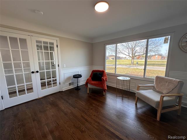 Builiding view ten for 16970 Park, Fraser, MI. 48026