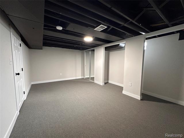 Builiding view thirty five for 16970 Park, Fraser, MI. 48026