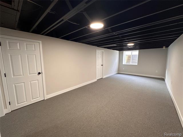 Builiding view thirty four for 16970 Park, Fraser, MI. 48026