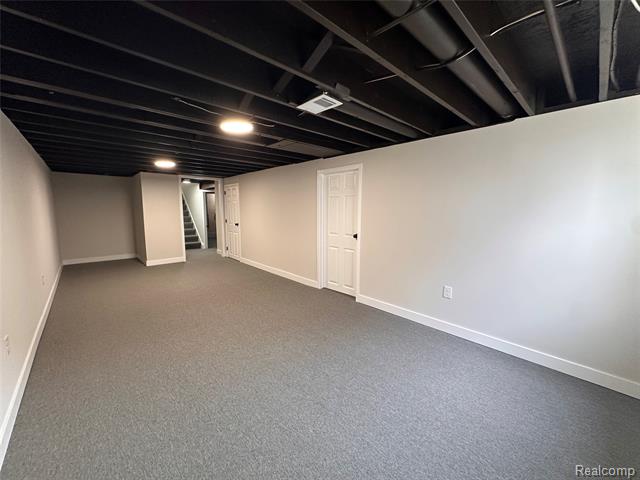 Builiding view thirty three for 16970 Park, Fraser, MI. 48026