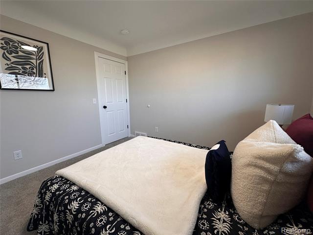 Builiding view twenty nine for 16970 Park, Fraser, MI. 48026